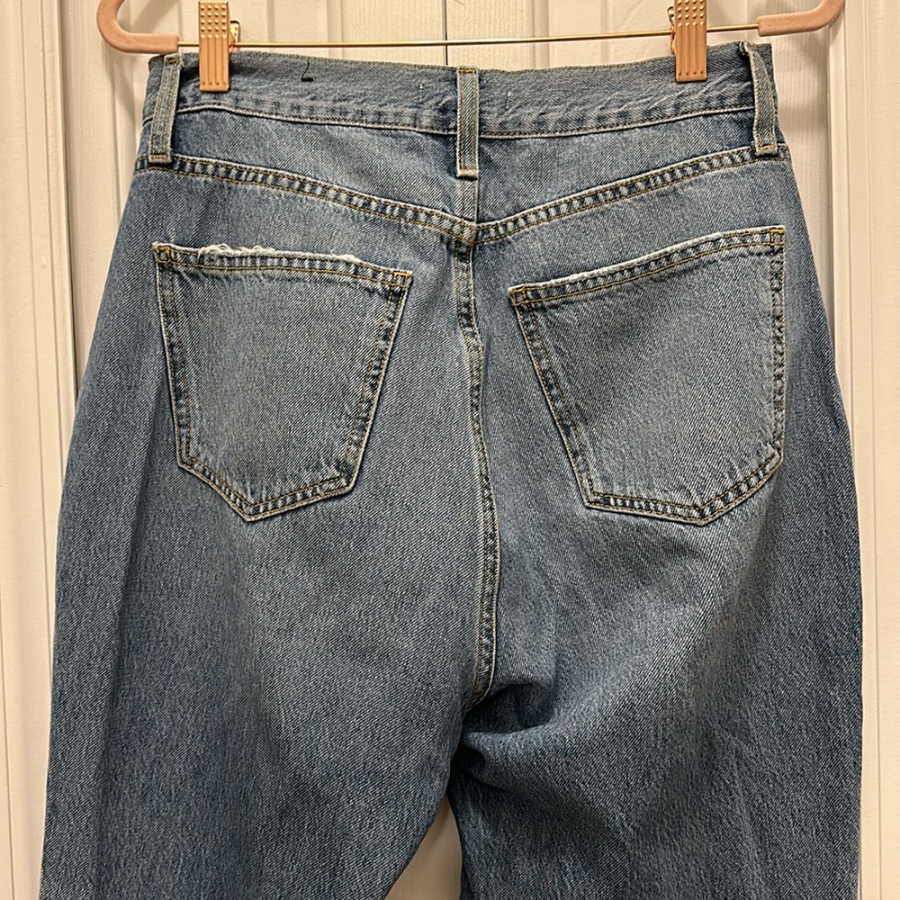 High Rise Mom Jeans 👖✨ - Picture 15 of 16